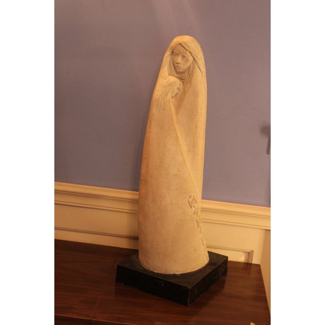 Vintage Austin Productions Acoma Mother & Child Sculpture, 1982 For Sale - Image 12 of 12