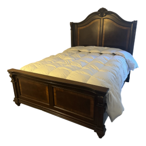 Vintage Queen Sized Bed