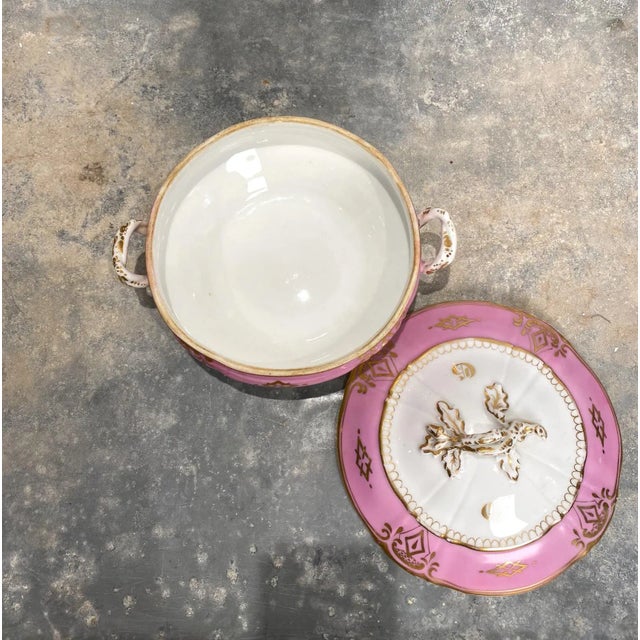 Circa 19th Century Paris Porcelain Covered Bowl, France For Sale In San Francisco - Image 6 of 9