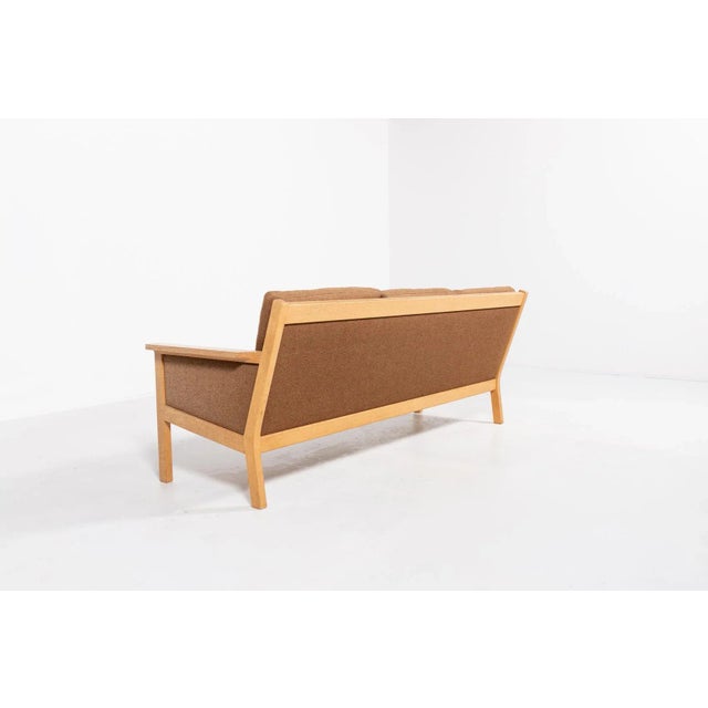 1970s Mid-Century Sofa Model GE55 by Hans Wegner for Getama For Sale - Image 5 of 10