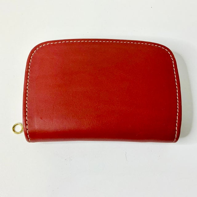 1996 Vintage Boho Chic Coach Red Leather Small Zipper Closure Cards & Money Wallet. For Sale - Image 6 of 10