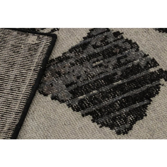 Textile Rug & Kilim’s Distressed Modern Rug in Black Gray Geometric Pattern For Sale - Image 7 of 7
