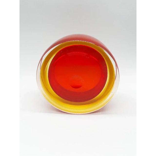 Red & Green Glass Ashtrays from Seguso, 1960s, Set of 2 For Sale - Image 4 of 8