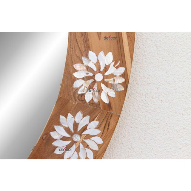 1990s Round Mother of Pearl Inlay Mirror For Sale - Image 5 of 9