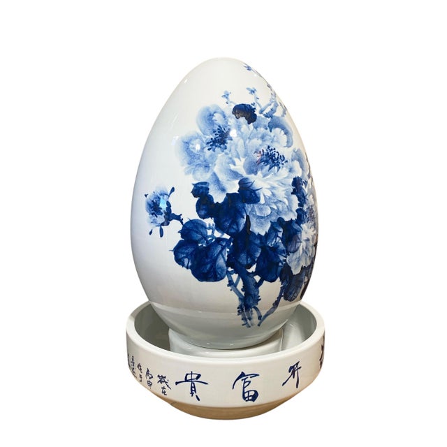 Blue Vintage Chinoiserie Blue and White Porcelain Egg Shaped Water Fountain For Sale - Image 8 of 9