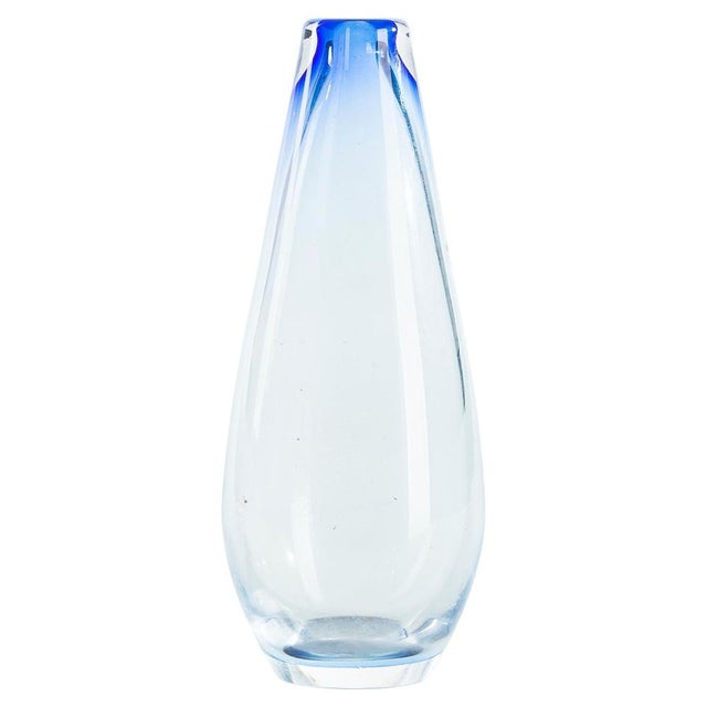 1960s Vintage Blue Blended Glass Unifleur Vase, Italy, 1960s For Sale - Image 5 of 5