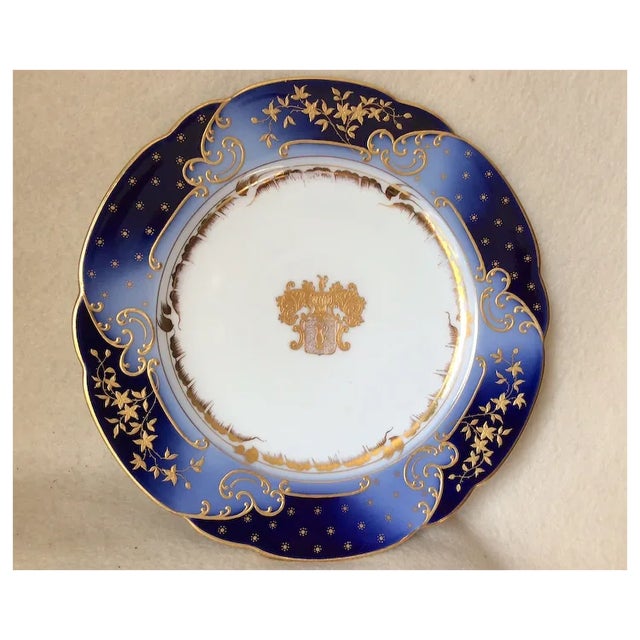 Victorian Antique Armorial Plate With Heraldry, Coat of Arms, Hand Painted, Gilt Gold For Sale - Image 3 of 6