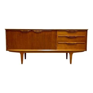Mid Century Modern Teak Credenza / Media Stand, McIntosh Scotland, C. 1960's For Sale