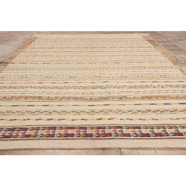 Taznakht Moroccan Kilim Rug, 07'04 X 11'06 For Sale - Image 9 of 10