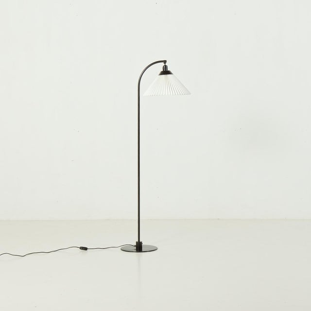 Mid-Century Modern Vintage Model 368 Floor Lamp by Flemming Agger for Le Klint, 1970s For Sale - Image 3 of 11