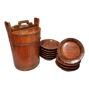 Circa 1930 Japanese Wood Lidded Storage Bucket With 10 Plates