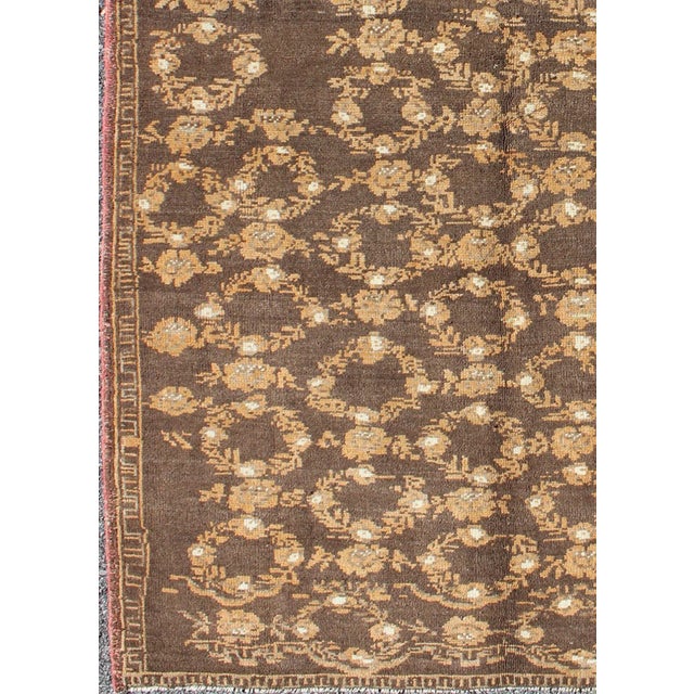 Traditional Mid 20th Century All-Over Floral Wreath Design Turkish Oushak Rug With Brown Background For Sale - Image 3 of 7