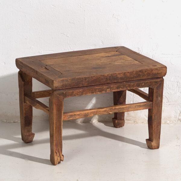 Antique Qing style coffee table (c.1900) Dimensions: Length: 42 cm Depth: 31 cm Height: 30 cmStyle: Qing DynastyMaterials...