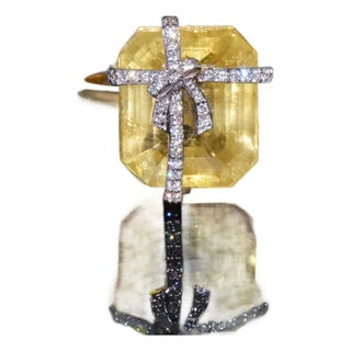 GIA Certified Natural 17.57Cts VS F Diamond Yellow Ceylon Sapphire 18K Solid Gold Gift Box Ring, size 6.5 For Sale