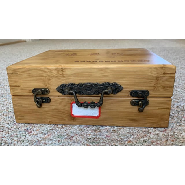 Vintage Ceramic Flower Plate For Sale - Image 12 of 12