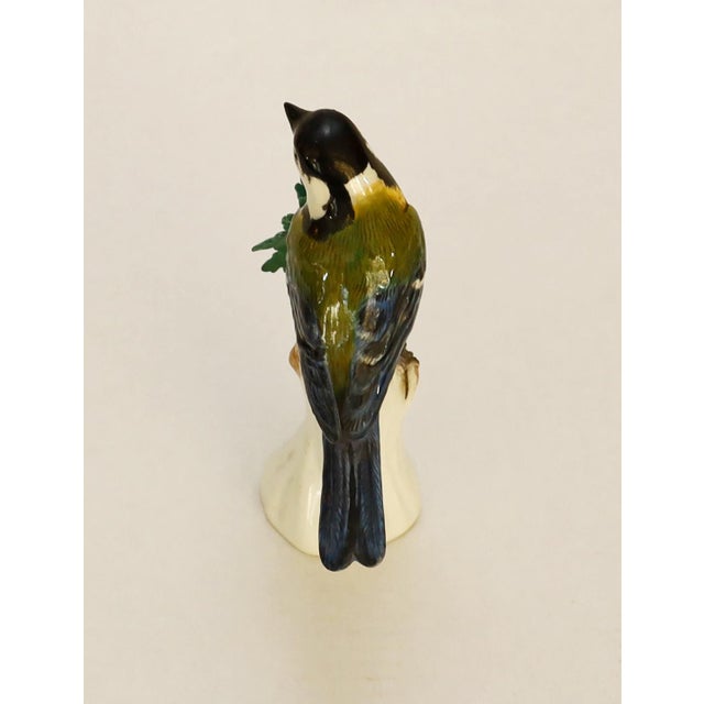 Ceramic Porcelain Great Tit on a Tree Stump from Meissen, 1920s For Sale - Image 7 of 9