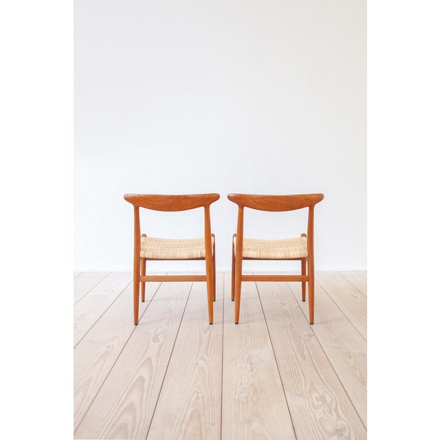 Wood W2 Dining Chairs by Hans J. Wegner for C. M. Madsen, Denmark, 1960s, Set of 4 For Sale - Image 7 of 14