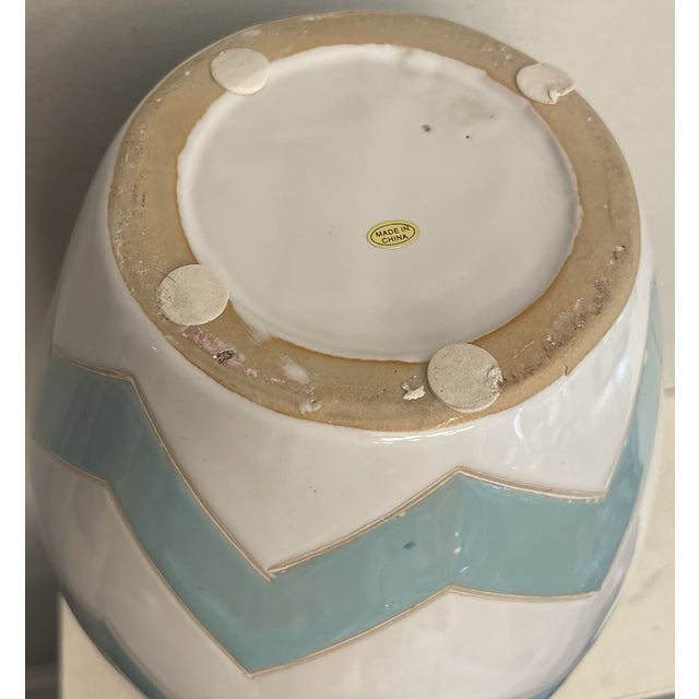 Vintage Chinsese Ceramic19.5” Zigzag Pattern Floor Vase For Sale In Dallas - Image 6 of 6
