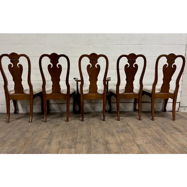 Vintage Universal Furniture Queen Anne Style Dining Chairs - Set of 5 For Sale - Image 10 of 14