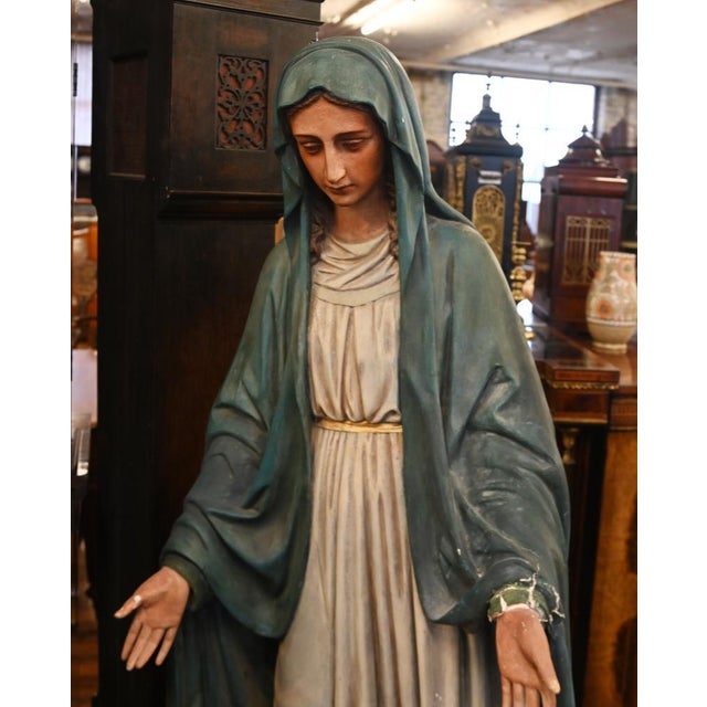 Lifesize Italian Mary and Joseph & Jesus Statues, 1920s, Plaster, Set of 2 For Sale - Image 18 of 18