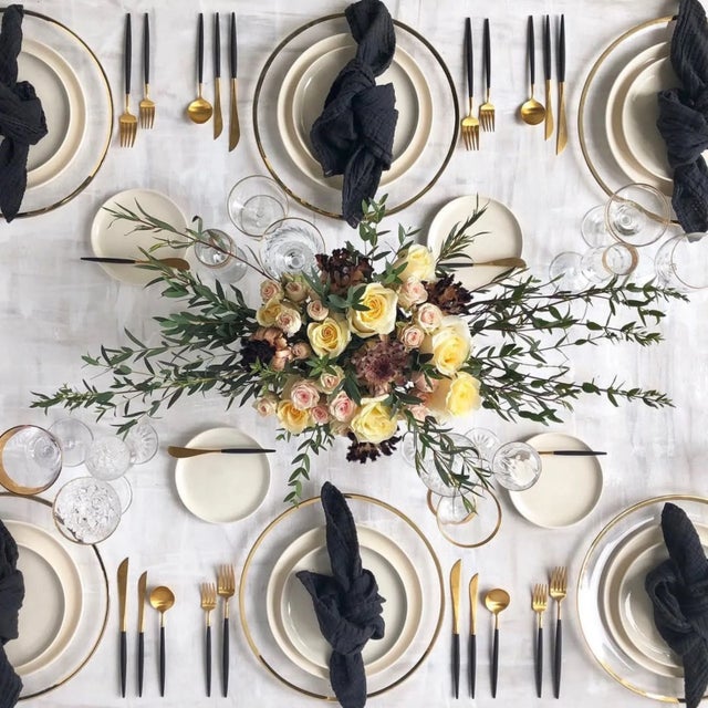 Set of 4, Soft, luxurious, and crafted for elevated gatherings, these Organic Cotton Napkins in Charcoal feature a gentle...