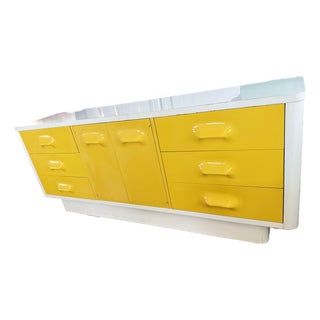 1970s Space Age Broyhill 9 Drawers Lowboy Dresser For Sale