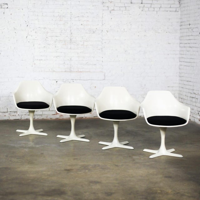 Mid-Century Modern Mid-20th Century Mid Century Modern Tulip Swivel Armchairs White Shell & Black Cushions by Burke Set of 4 For Sale - Image 3 of 12