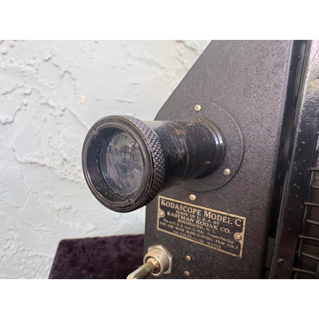 1920s Eastman Kodak Kodascope Model C 16mm Silent Film Projector – Industrial Display Piece For Sale - Image 10 of 12