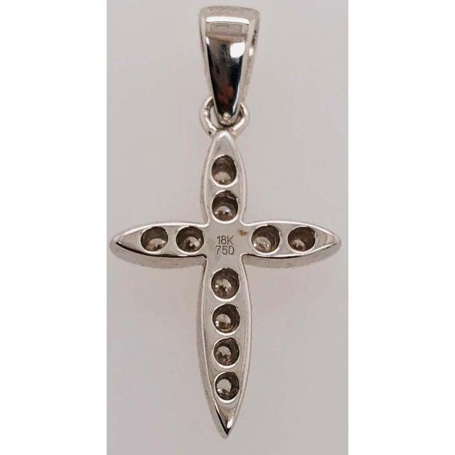 18 Karat White Gold Cross Diamond Pendant 0.18 Total Diamond Weight For Sale - Image 4 of 6