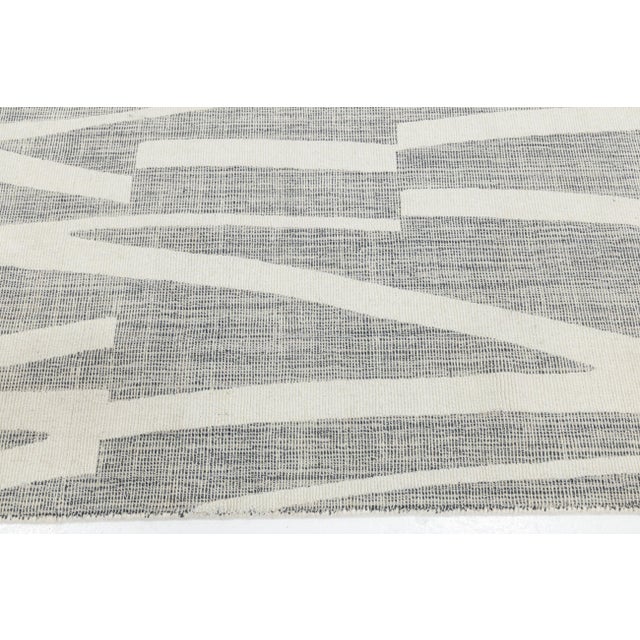 8x10 Abstract Geometric Modern Flatweave Rug - Hand-Knotted Ivory & Slate Wool For Sale - Image 4 of 10
