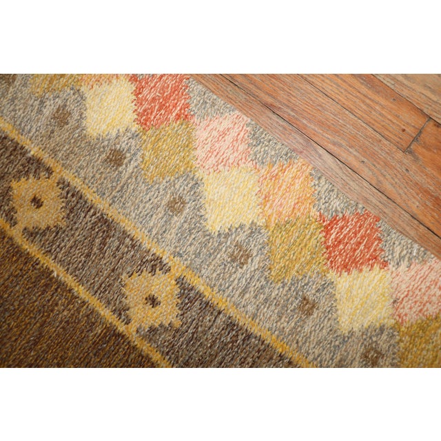 Mid-Century Modern Mid 20th Century Swedish Kilim - 4'4" x 6'7" For Sale - Image 3 of 9