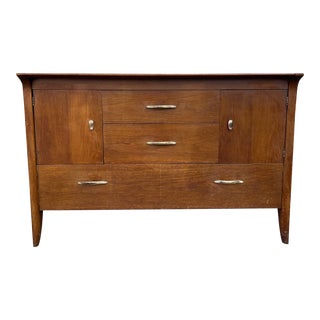 1960s Mid-Century Modern Sideboard by Drexel For Sale