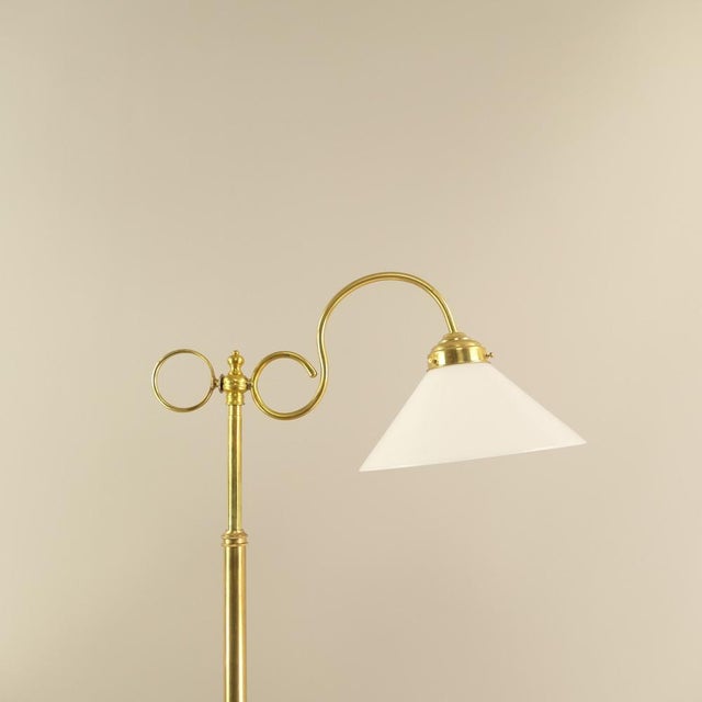 French Extendable Brass Floor Lamp, 1930s For Sale - Image 3 of 9