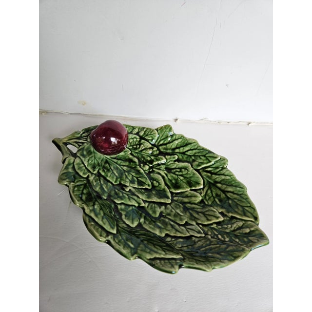 Vintage Portuguese Majolica Cabbage Leaf Serving Dish With Plum Handle For Sale In Philadelphia - Image 6 of 6