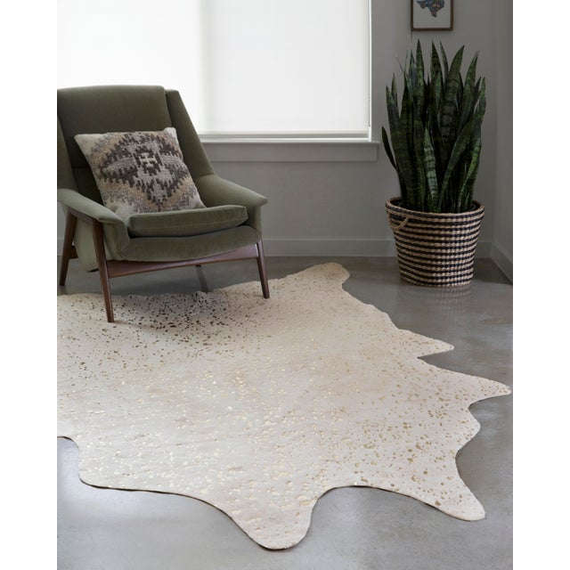 Contemporary Loloi Rugs Bryce Rug, Ivory / Champagne - 6'2"x8' For Sale - Image 3 of 5