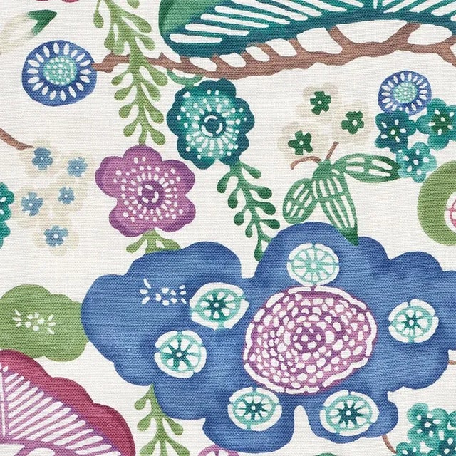 Based on a vintage obi pattern, Yume's colorful flora and fauna float in a fantastic cloudscape. The delicate, dreamy...