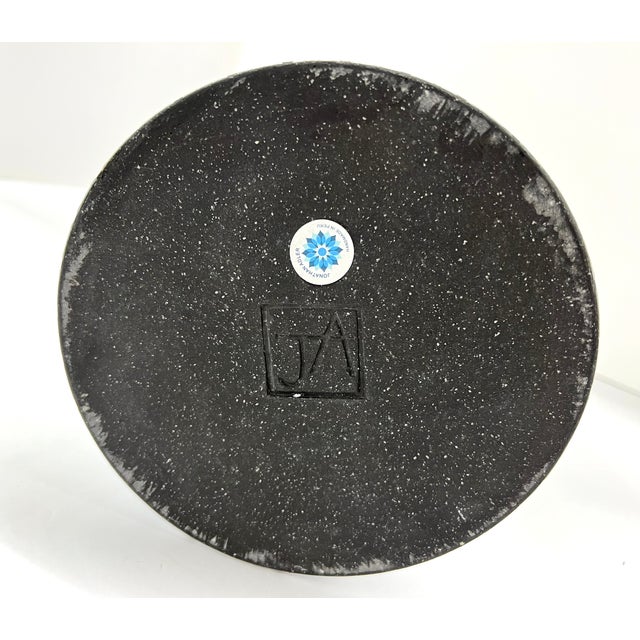 Jonathan Adler Jonathan Adler Palm Springs Bow Tie Stoneware Vase For Sale - Image 4 of 6