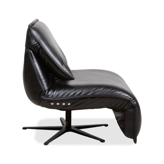 Free Motion Edit 2 Leather Armchair in Black with Electric Reclining Function from Koinor For Sale - Image 13 of 16