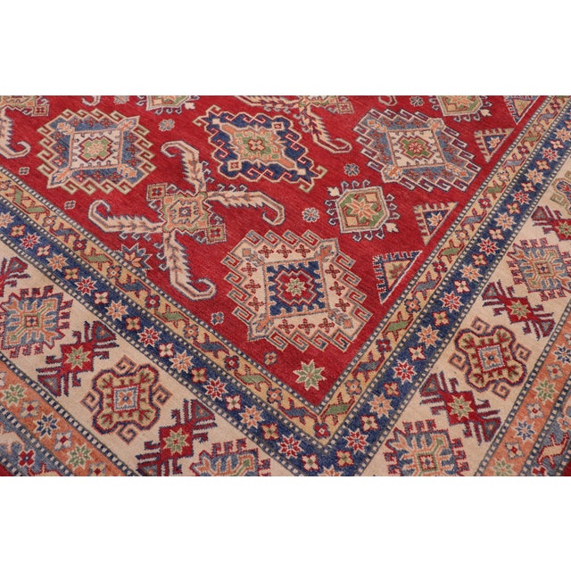 Shabby Chic Southwestern Kazak Red/Beige Wool Rug - 9'0''x11'6'' For Sale - Image 3 of 10