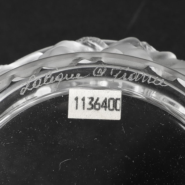 1960s Mid-Century Modernist Crystal Les Enfants Lidded Powder Box Signed Lalique For Sale - Image 5 of 18