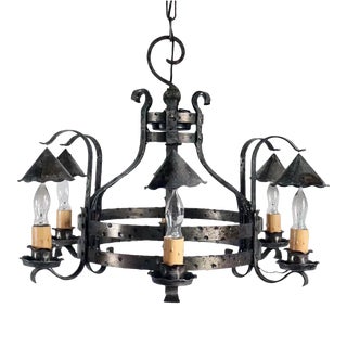 Early 20th Century American Arts & Crafts Hammered Wrought Iron 6-Light Chandelier For Sale