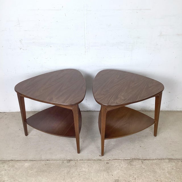 Mid-Century Modern Pair of Walnut-Finish Two-Tier Triangular End Tables, Mid-Century Modern Style For Sale - Image 3 of 12