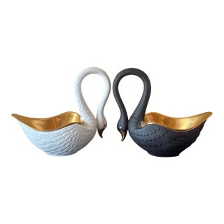 Vintage Set of 2 L’Object Black and White Swan Bowls - Large Size For Sale