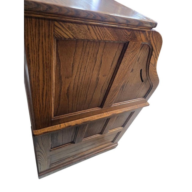 Late 20th Century Winners Only Solid Oak Roll Top Executive Desk With Keys For Sale - Image 10 of 11