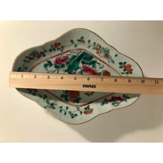 1900 - 1909 Late Qing Dynasty Footed Oval Footed Pedestal Dish For Sale In Los Angeles - Image 6 of 9