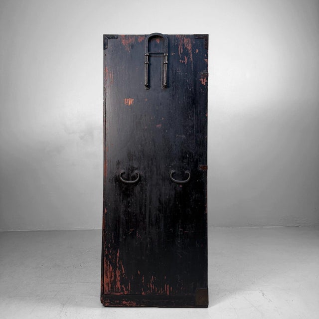 Japanese Mizuya Tansu Storage Cabinet, 1900s For Sale - Image 11 of 18