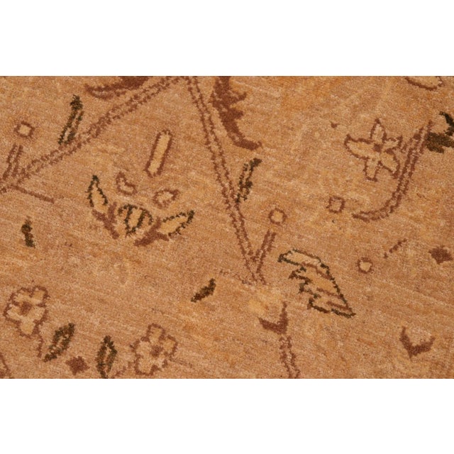 1990s Bohemien Ziegler Tan Brown Hand-Knotted Wool Rug - 6'0'' X 9'1'' For Sale - Image 5 of 8