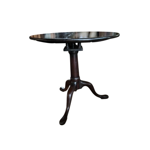 A Beautiful Tilt-Top Table in great condition.