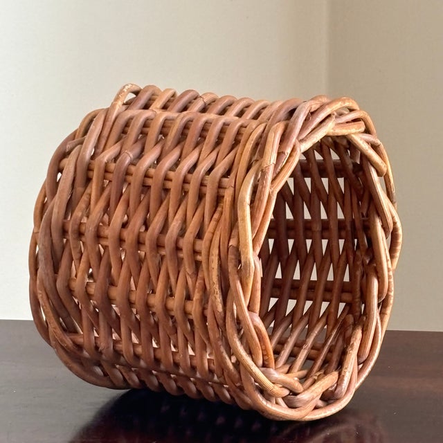 Tan Late-20th Century Natural Wicker Planter Basket For Sale - Image 8 of 15