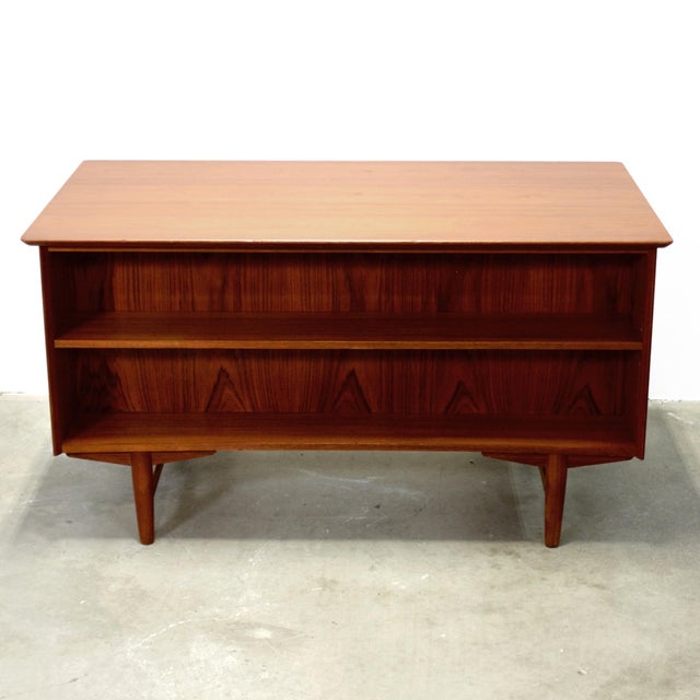 Mid-Century Modern 1950s Danish Teak Executive Desk W/ Rear Shelving For Sale - Image 3 of 12